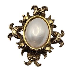 Victorian Style Brooch Large Cabochon Bead Lustrous White Antique Gold Tone